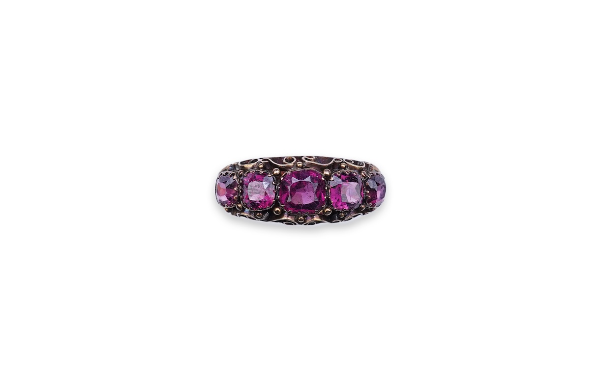 A five-stone garnet ring, early 20th century